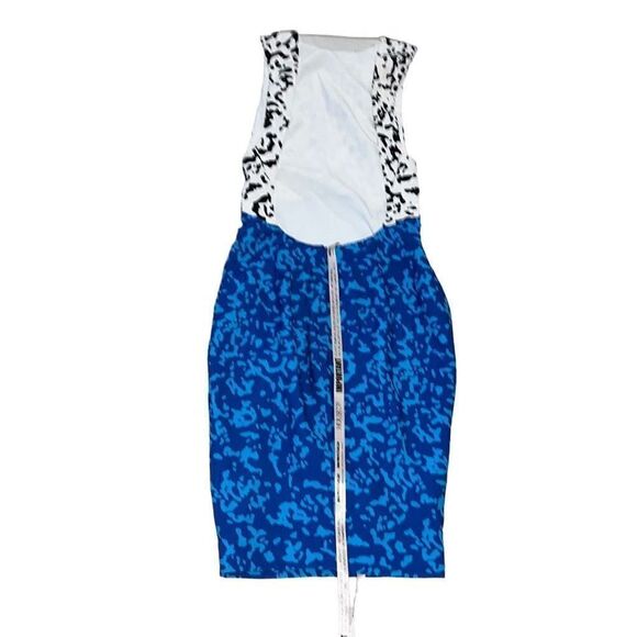 NEW House Of CB Lamour White Printed Stretch Pencil Dress White Black Blue sz XS - Picture 3 of 9